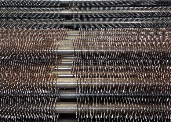 Tubo a pinna di caldaia in acciaio al carbonio per super riscaldatore Tubo a pinna di scambio di calore a spirale senza soluzione di continuità