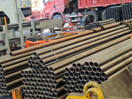 Tubi di acciaio per caldaie ad alte prestazioni conformi all'ASME per applicazioni industriali