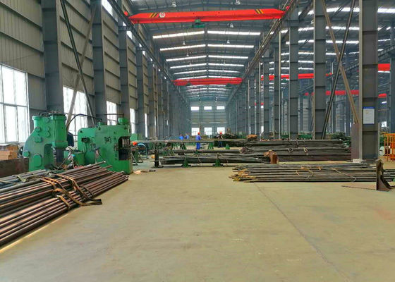 Sedere nere di Astm A335 P11 P22 P5 P9 del tubo senza saldatura dell'acciaio legato della pittura 4" Sch120*11.6m