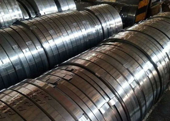 Trattamenti termici laminati a freddo HRC 40 della striscia 65Mn dello strato/acciaio per molle del acciaio al carbonio