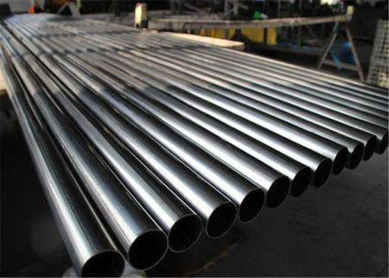 Tubi di caldaia del acciaio al carbonio di minimo 10MM di ASME SA210 trafilati a freddo