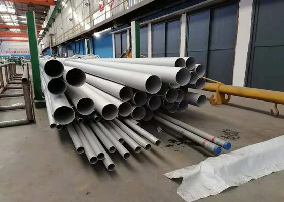 Tubo senza saldatura dell'acciaio legato di SA213 T11 per la caldaia e lo scambiatore di calore, lunghezza di 6M