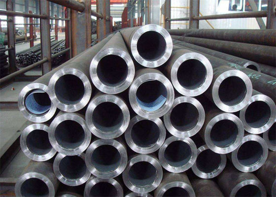 Tubo senza saldatura di verniciatura ASTM A335 dell'acciaio legato dell'anti nero di Corrision