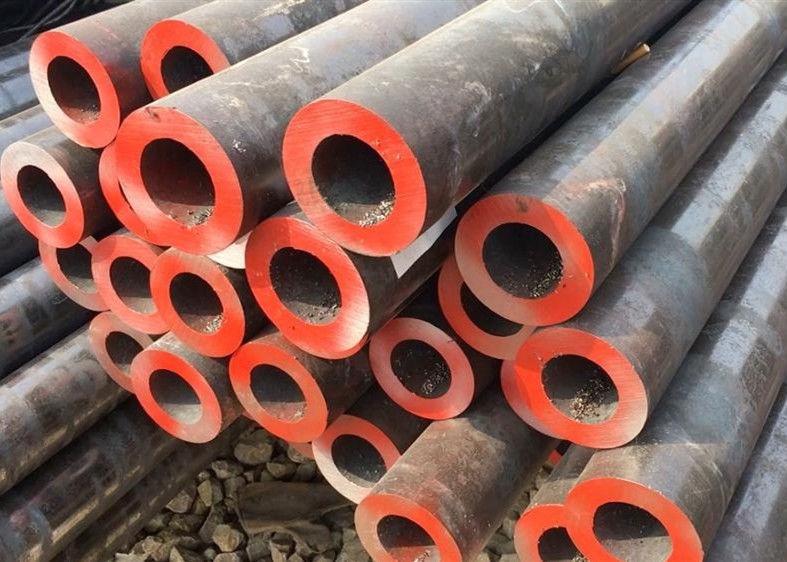 Tubi senza saldatura dell'acciaio legato di A213 T22 trafilato a freddo idraulico di 159 x 41,5 millimetri